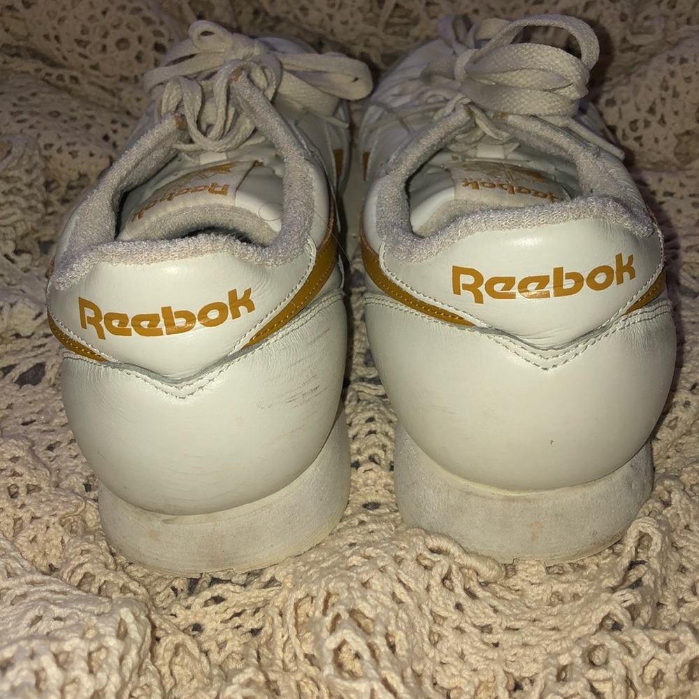 Reebok Classics - Picture 4 of 4